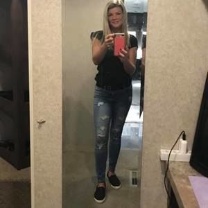 Meet your Posher, Candice